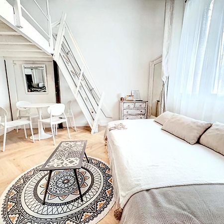 Mini Duplex 50M Du Vieux Port Leilighet Cannes Eksteriør bilde